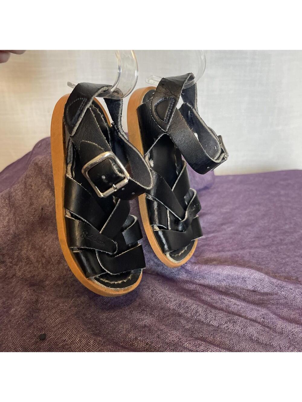 Salt Water Sandals by Hoyway Shoe The Original Sandal Size Toddler 4